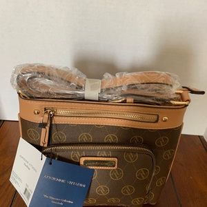 Adrienne Vittadini - Crossbody